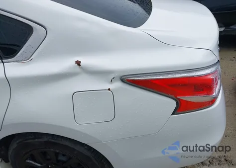 2015 Nissan Altima 2.5/S/Sv/Sl from USA, damaged, VIN 1N4AL3AP4FC295559